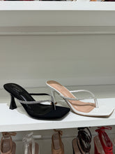 Load image into Gallery viewer, Glitter Strap Thong Kitten Heels