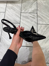 Load image into Gallery viewer, The Alexa kitten heel