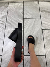 Load image into Gallery viewer, The raya platform sandal