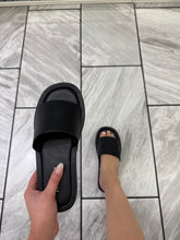 Load image into Gallery viewer, The raya platform sandal