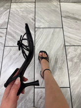 Load image into Gallery viewer, The Vero heel