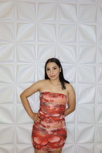 Load image into Gallery viewer, Floral edge mini dress