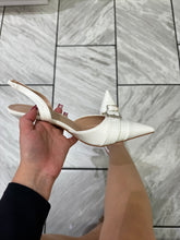 Load image into Gallery viewer, The Alexa kitten heel