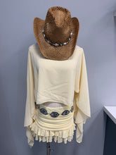 Load image into Gallery viewer, The Ariel poncho
