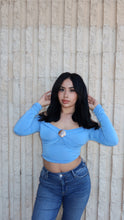 Load image into Gallery viewer, The shellsea off shoulder top
