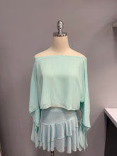 Load image into Gallery viewer, The Ariel poncho
