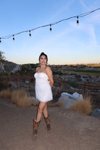 Load image into Gallery viewer, Everly Sweetheart Dress
